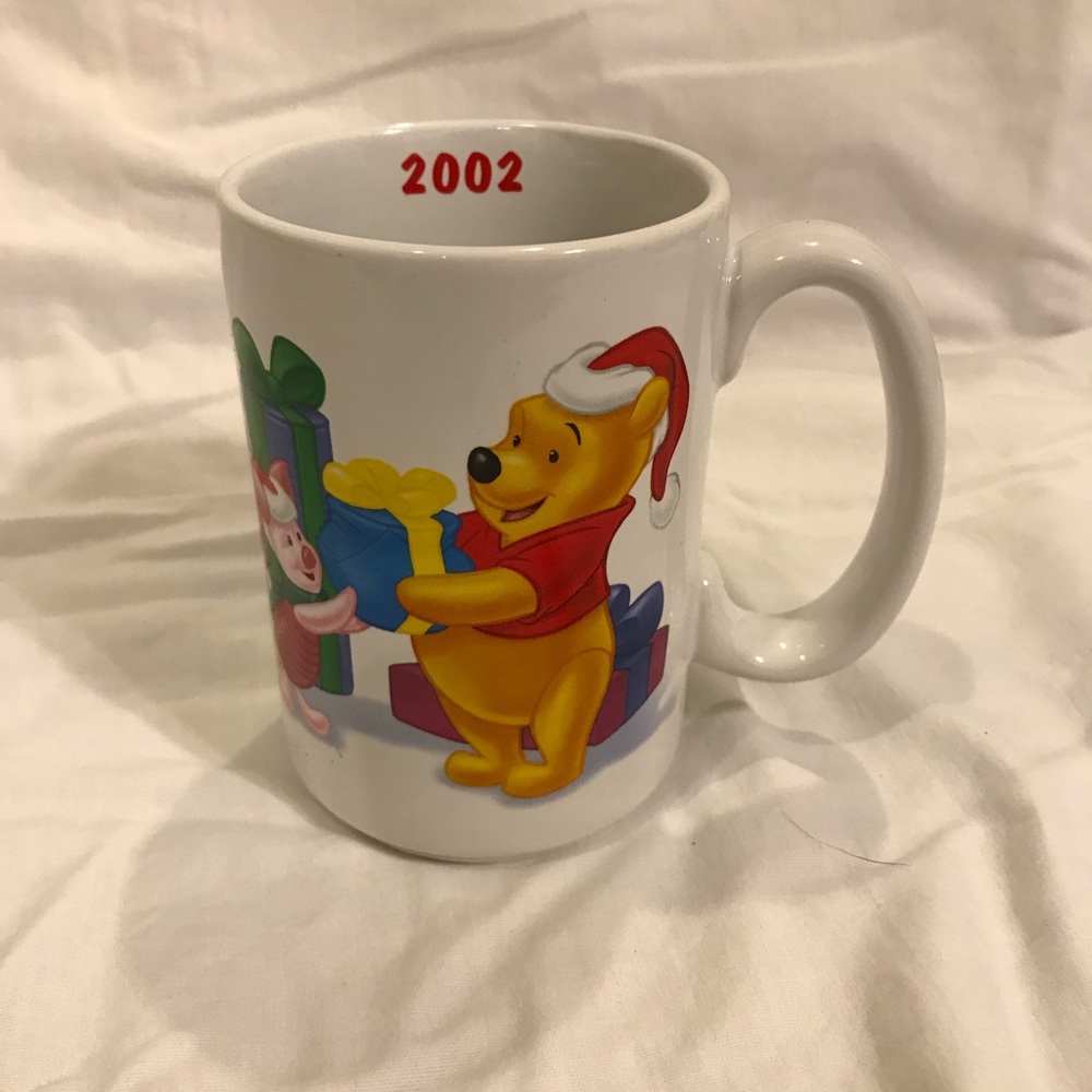 Disney 2002 Winnie the Pooh Christmas Coffee Mug